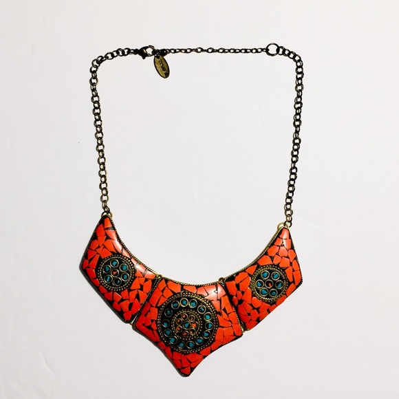 Boho Bibb Statement Necklace handmade in India - Picture 2 of 4